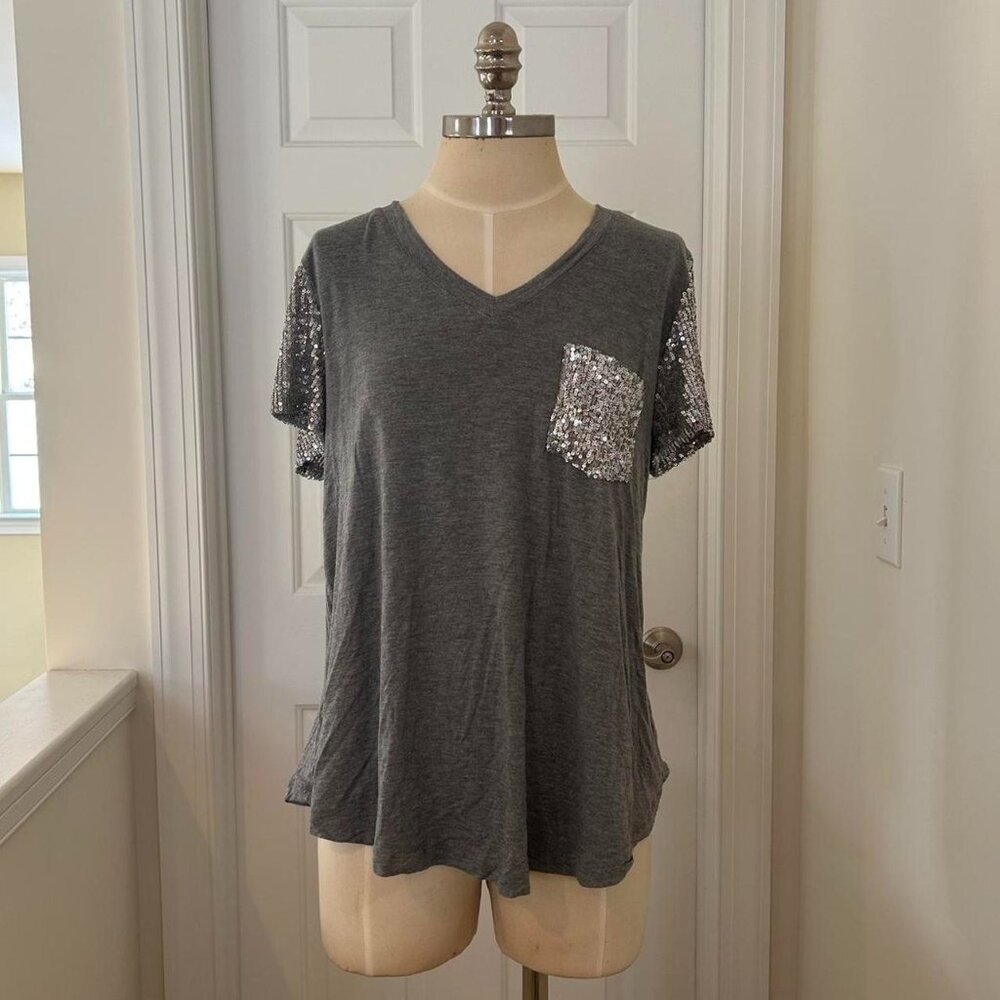 ☆ THE LIMITED ☆ grey & silver sequence tshirt